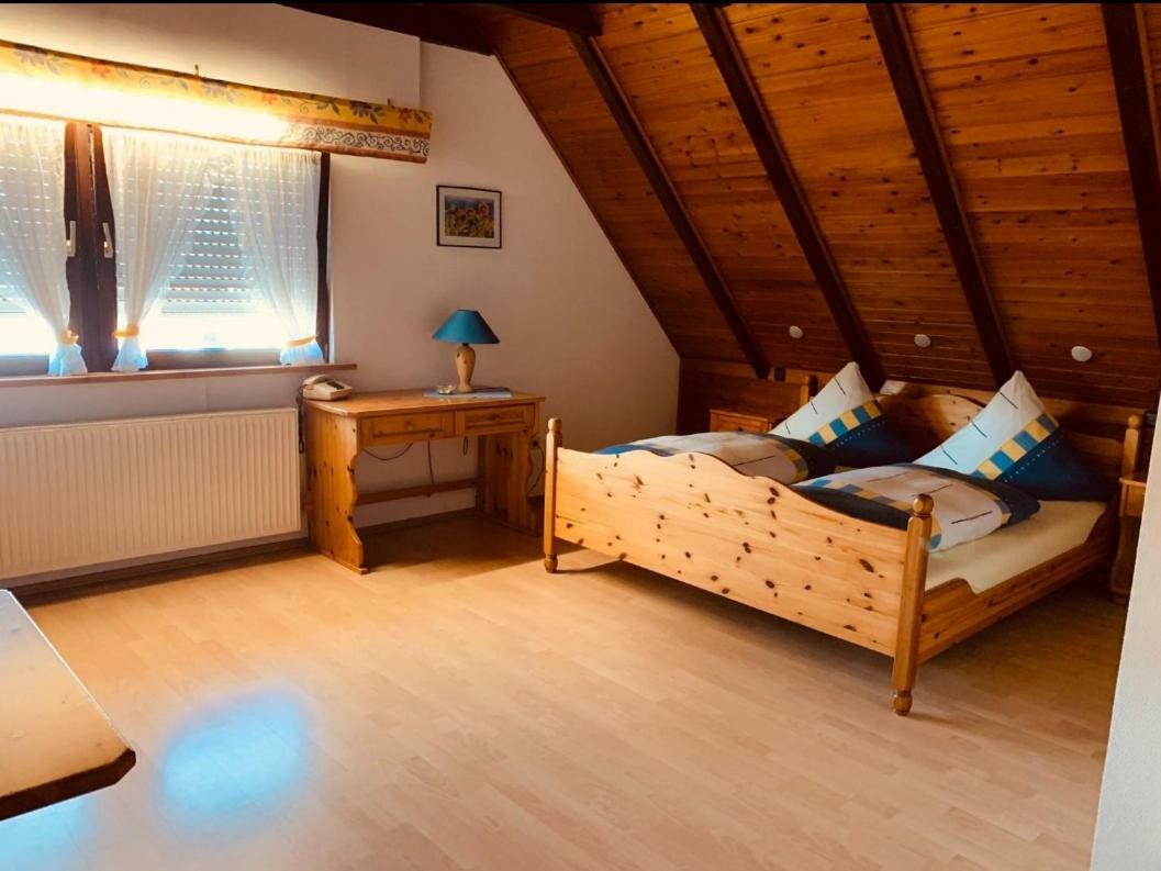 Gastehaus Am Steingarten Otel Dannstadt-Schauernheim Dış mekan fotoğraf